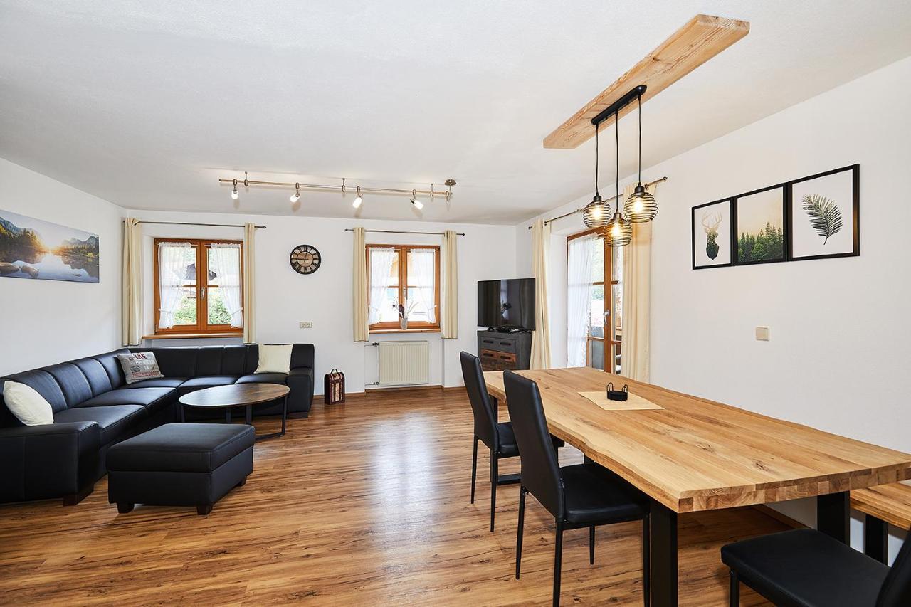 Haus Kohlpointner Lägenhet Oberwössen Exteriör bild